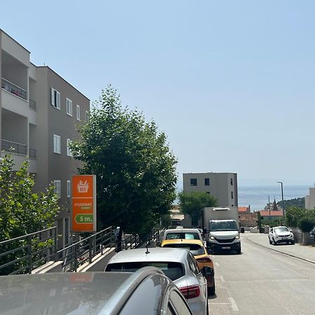 Apartment Lucija - Cozy Flat In The City Center With A Sea View & Parking Μακάρσκα Εξωτερικό φωτογραφία