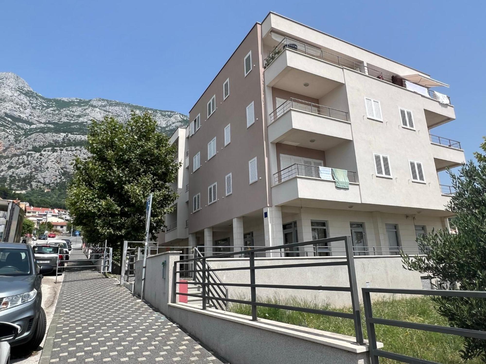 Apartment Lucija - Cozy Flat In The City Center With A Sea View & Parking Μακάρσκα Εξωτερικό φωτογραφία